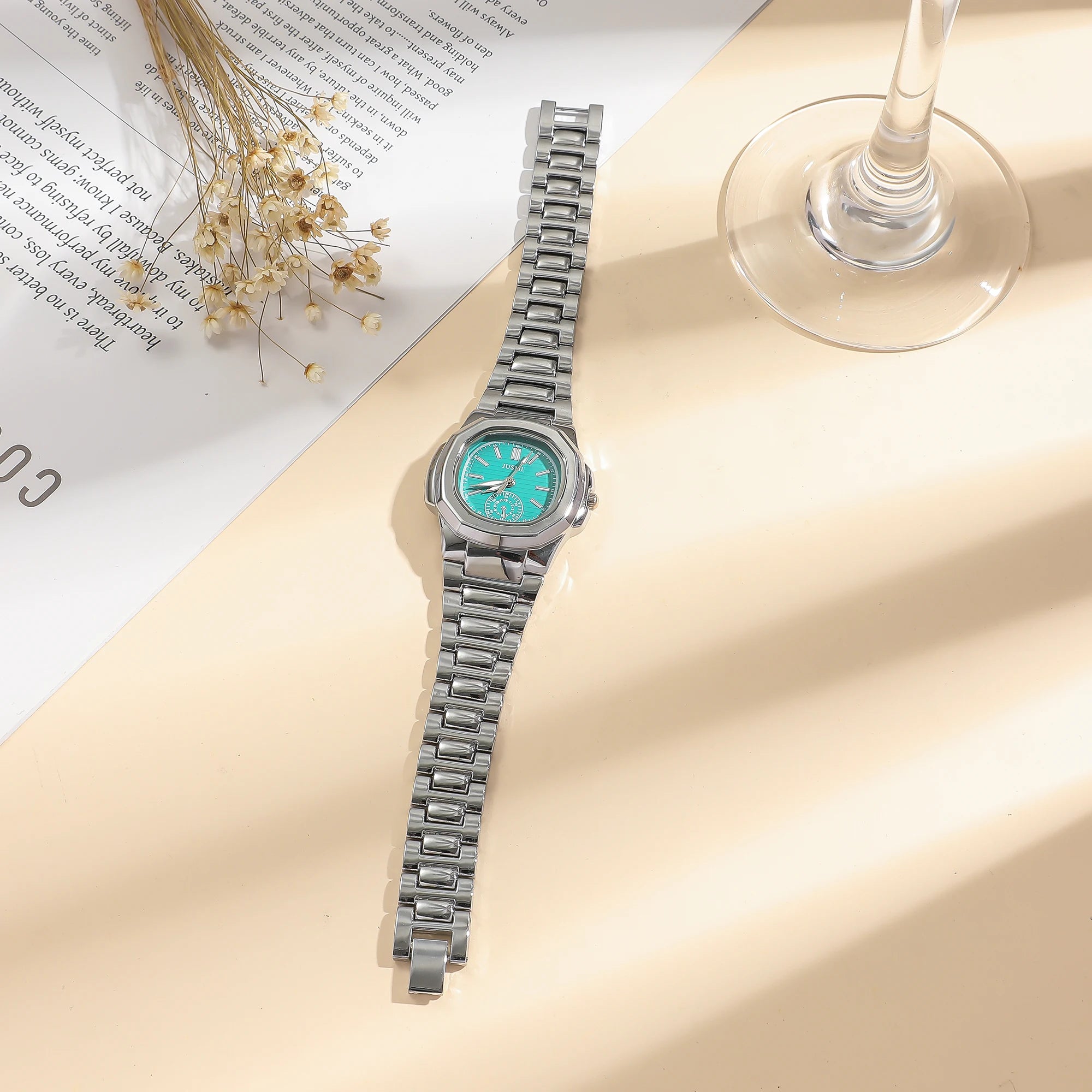 LuxyTime